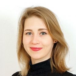 Анастасия Комиссарова