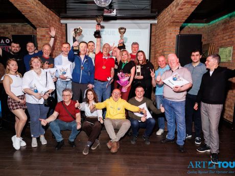 Шары и песни: «АРТ-ТУР» снова собрал партнеров на международных турнирах по боулингу и караоке