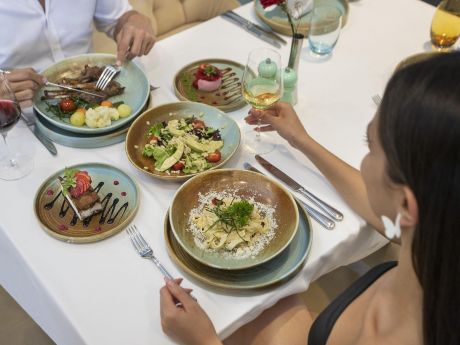«Всё включено» с новыми вкусами: как сеть отелей Sherwood в Турции изменила питание к сезону 2026