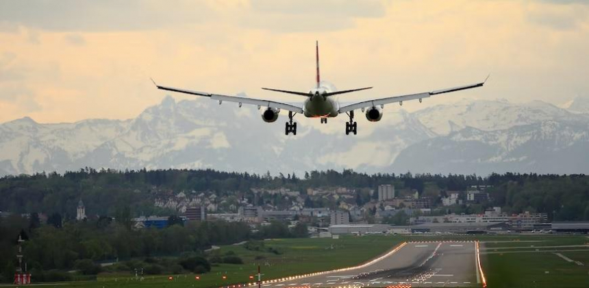 В аэропортах пяти городов Казахстана ускорят обслуживание пассажиров