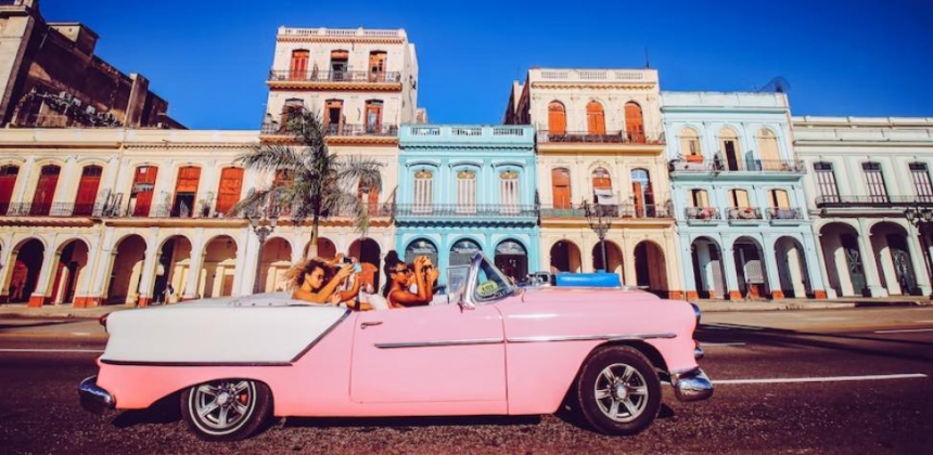 Меняются правила въезда на Кубу: анкета стала обязательной для посадки в самолет