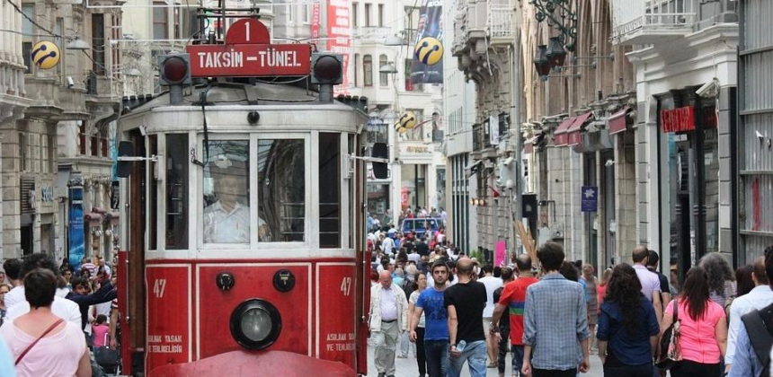 Турбизнес не ожидает снижения спроса на Стамбул на фоне терактов