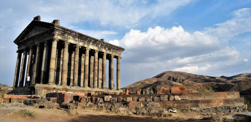 Туристическая сфера Армении постепенно восстанавливается
