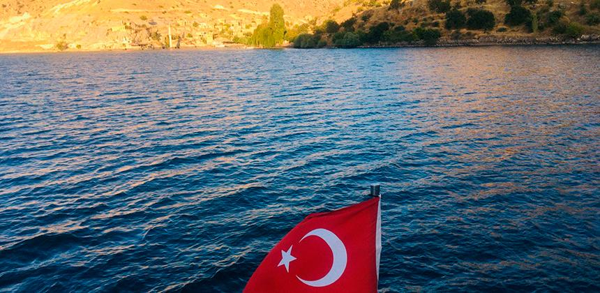 В Турции ждут больше туристов из России, хотя отдых для них подорожает