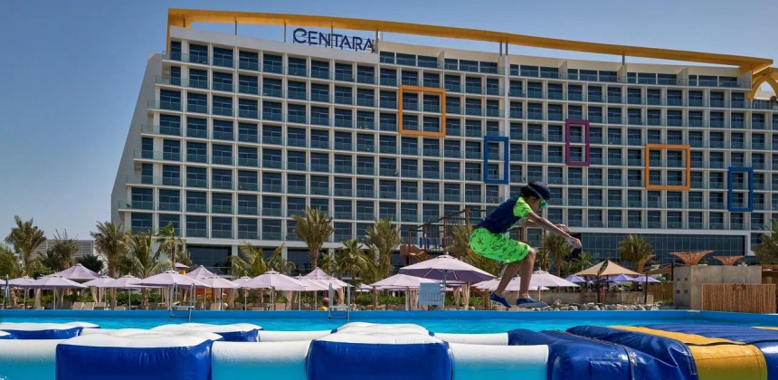 Centara Mirage Beach Dubai — почему это идеальный вариант для отдыха семейных туристов?