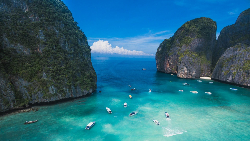 Турбизнес: спрос на туры за рубеж на февраль-март вырос