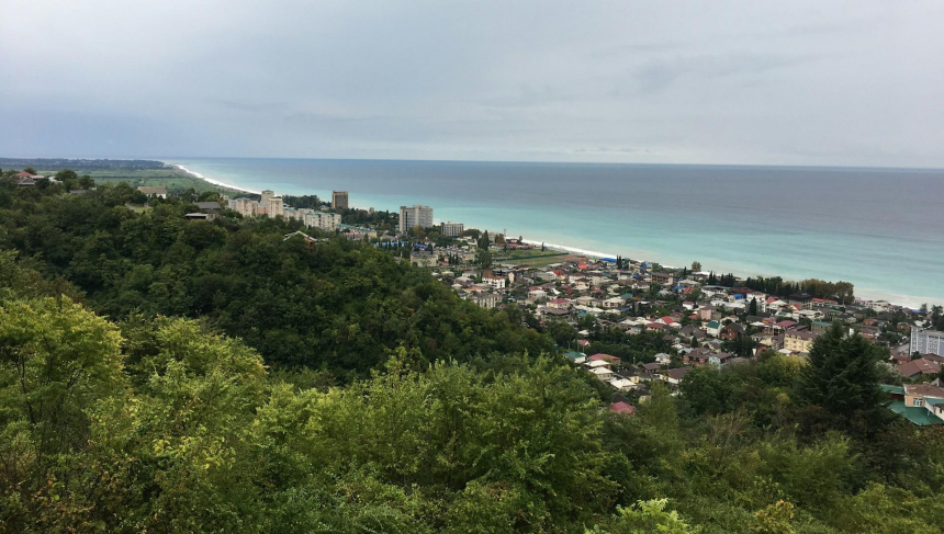 Отели в Абхазии снижают цены, но только на июнь