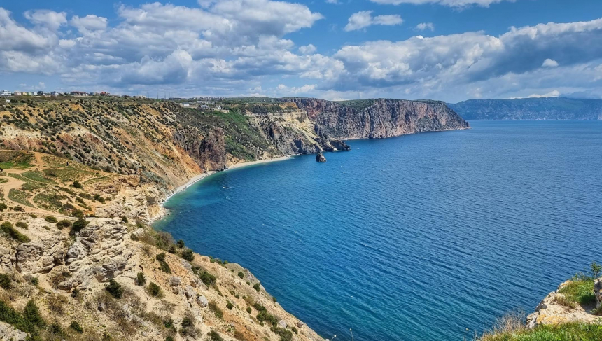 В Крыму, по оценкам туроператоров, находится около 500 тысяч туристов