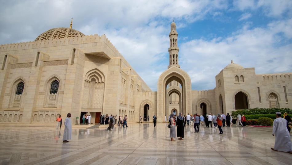 Казахстан сохранил безвизовый режим с Оманом и Черногорией