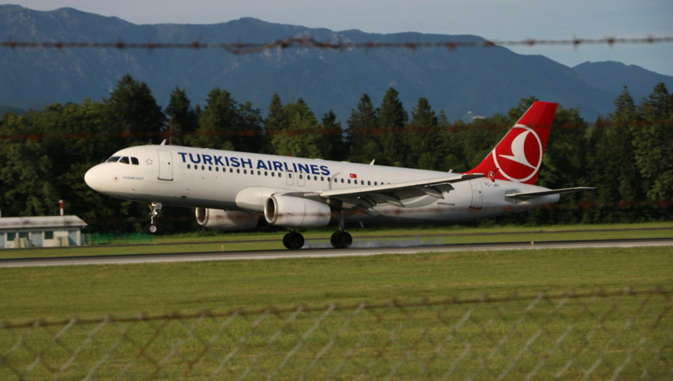 Нетерпеливым пассажирам Turkish Airlines пригрозили черным списком