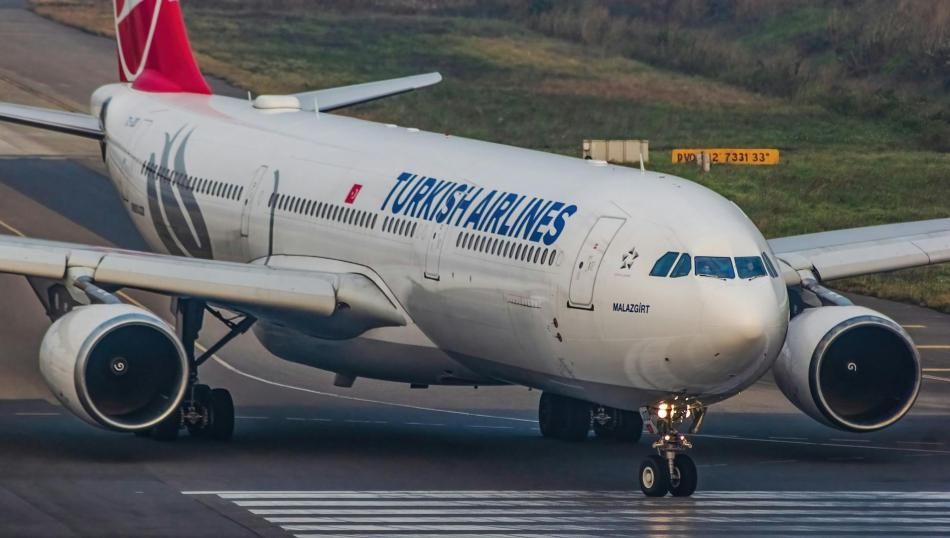 Turkish Airlines планирует перенести часть рейсов из Москвы в Санкт-Петербург