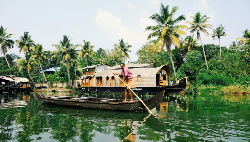 Этой зимой чартерные программы в Индию запускают сразу два туроператора
