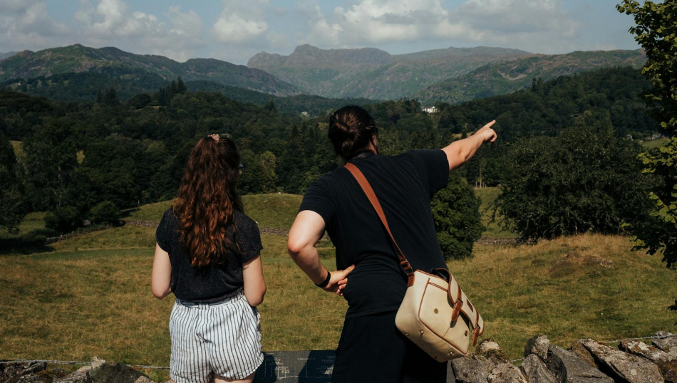 Экскурсии дорожают, а гидов не хватает: бизнес обсудит с властями выходы из ситуации