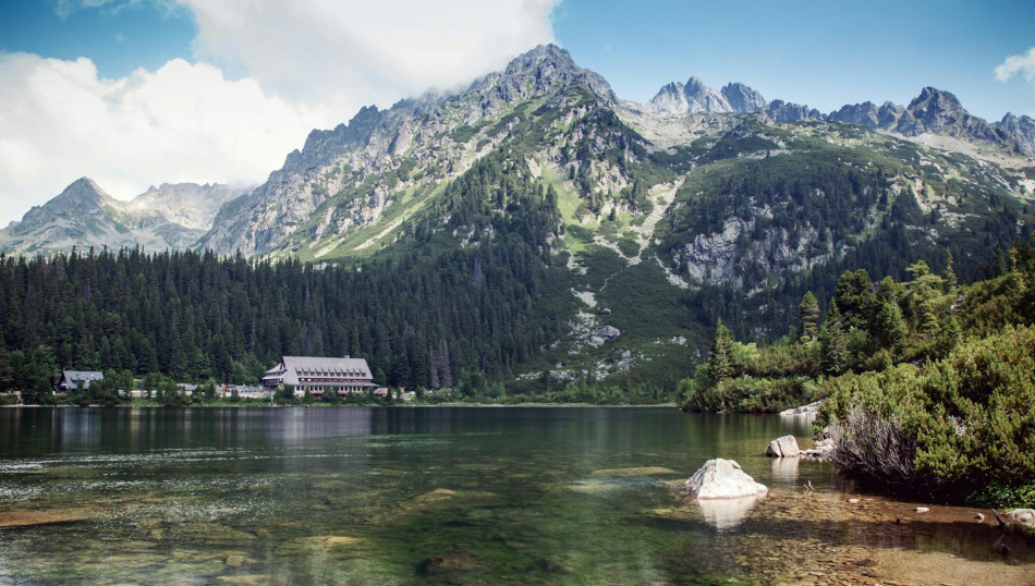 Словакия возобновила выдачу туристических виз россиянам