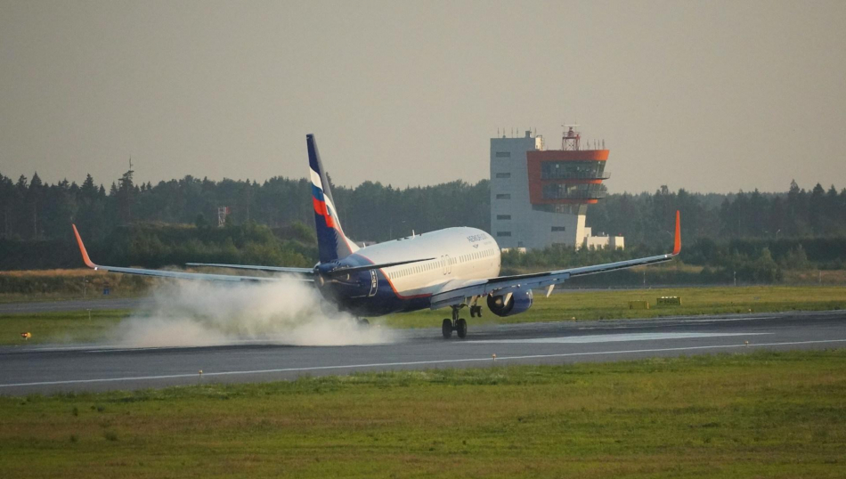 Новая логистика: региональные туристы стали реже летать через Москву