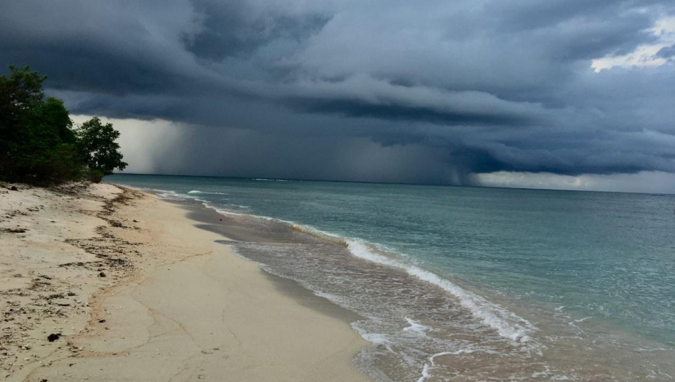 Россиянин погиб на Пхукете во время купания в Андаманском море