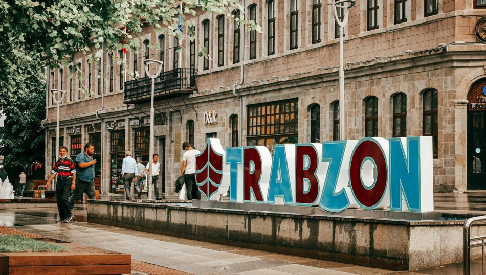 Пассажиров парома Seabridge вернули в Турцию, но и там не выпускают на берег