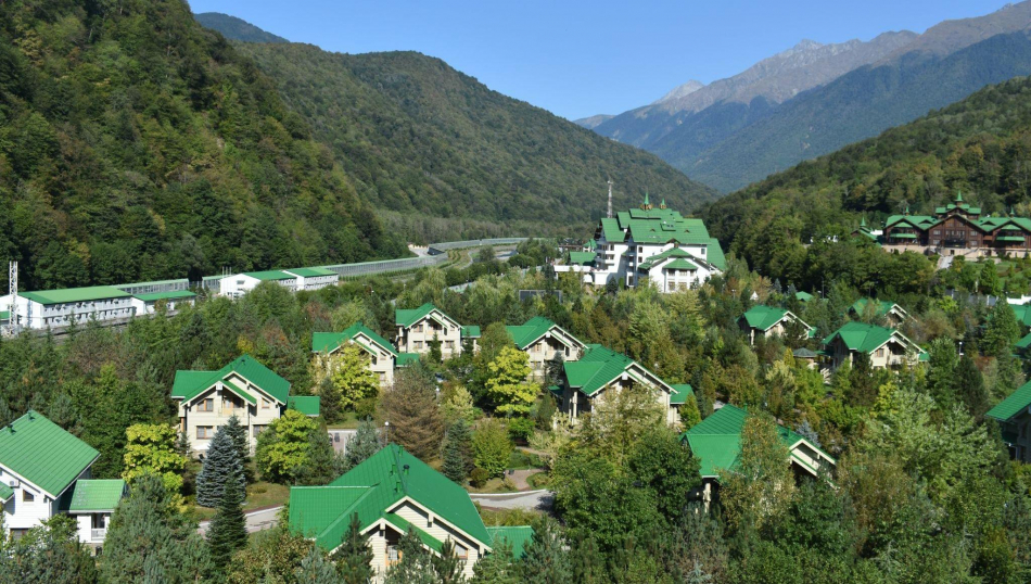 Продажи новогодних туров в Сочи просели из-за роста цен