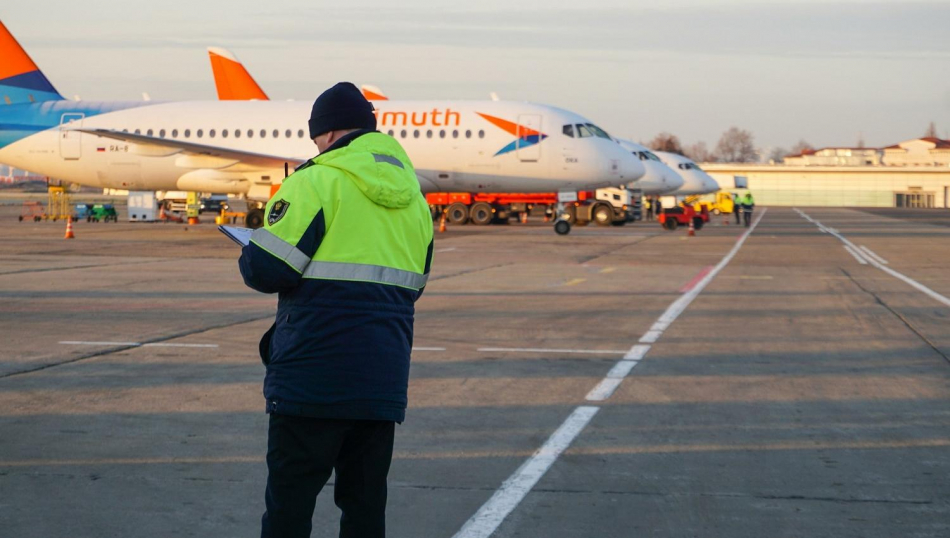 «Надеюсь, да»: Минтранс рассказал об открытии аэропортов на юге России