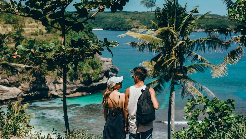 Туроператоры пока отправляют туристов на Бали, невзирая на их семейное положение