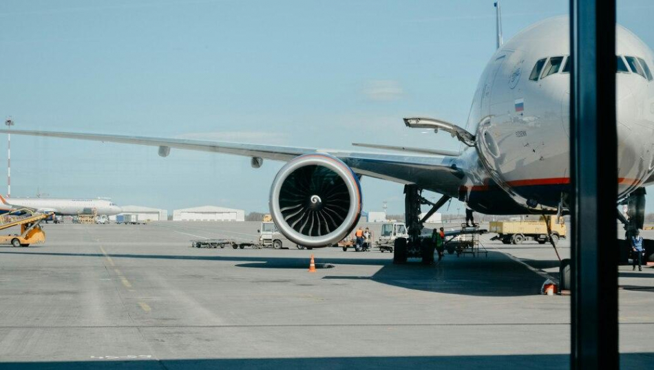 Новые рейсы за рубеж, «ковры» и биометрия: что изменится в транспортной отрасли