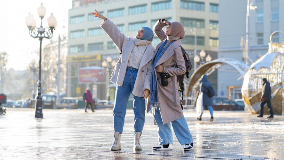 Въездной турпоток в Россию упал в разы из-за конфликта на Ближнем Востоке