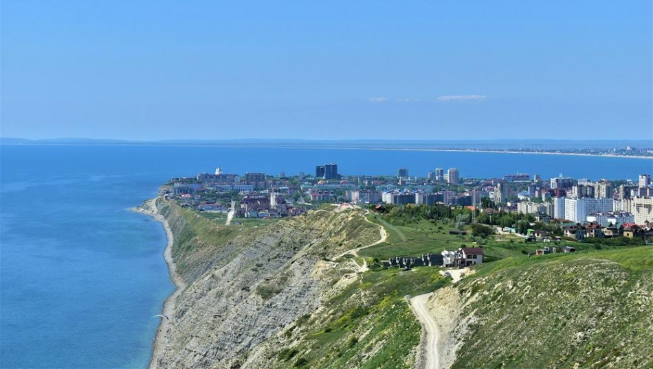 Спрос на отдых в Анапе растет, а в Сочи — падает