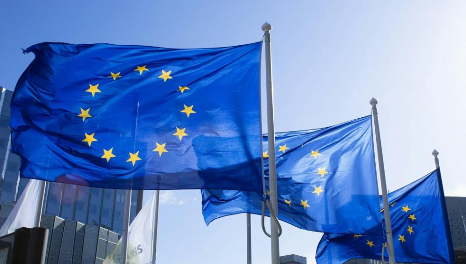 Прохождение границы в аэропортах Европы увеличилось до 4-6 часов