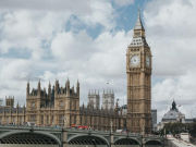 Гудбай, Британия? Российским туристам стало сложнее получить визу