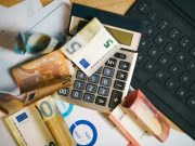 У туристов требуют сотни евро из-за замены рейсов AZUR air