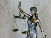 Суд: снегопад не повод для компенсаций из-за задержки рейса