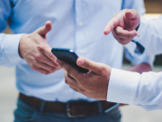 Юристы рассказали, как туроператорам и турагентам маркировать рекламу