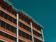 В Минэке назвали ограничения стоимости номера для получения льготного кредита