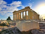 Российским туристам станет проще добраться до Греции и Польши