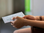 Туроператор отказался аннулировать выписанный авиабилет заболевшему туристу