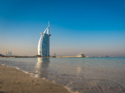 Туроператоры отменяют туры в Дубай и предупреждают туристов о рисках