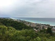 Отели в Абхазии снижают цены, но только на июнь
