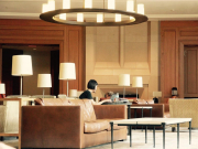 Овербукинг не по правилам: туриста ночью отправили в отель 4* вместо 5*