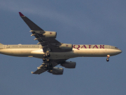 Российских туристов не посадили на рейс Qatar Airways в Грузию из-за отсутствия страховки