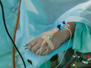 Туристка, которая впала в кому Турции, вернулась в Россию