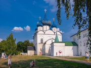 Древний новый Суздаль: как меняется туризм в одном из самых популярных городов России