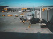 Туристы жалуются на огромные очереди в аэропорту Шереметьево