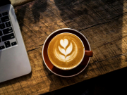 Курс доллара растет, туры и авиабилеты дорожают, а туротрасль России ждут изменения в законодательстве