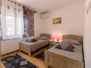 Госдума отклонила законопроект о полном запрете хостелов и гостиниц в многоквартирных домах