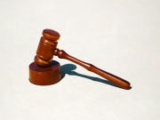 На блогера-миллионника подали в суд из-за марафона по турбизнесу