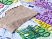 Сколько нужно денег, чтобы получить визу и въехать в Европу