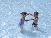 В России вновь предложили вернуть туристический кешбэк для семей с детьми