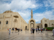 Авиакомпания Oman Air будет летать в Москву и летом