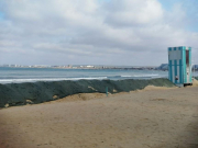 Туристы в Анапе купаются, несмотря на штрафы в 5 тыс. рублей