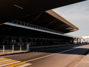 Авиакомпаниям ограничили доступ к бортовому питанию в Пулково